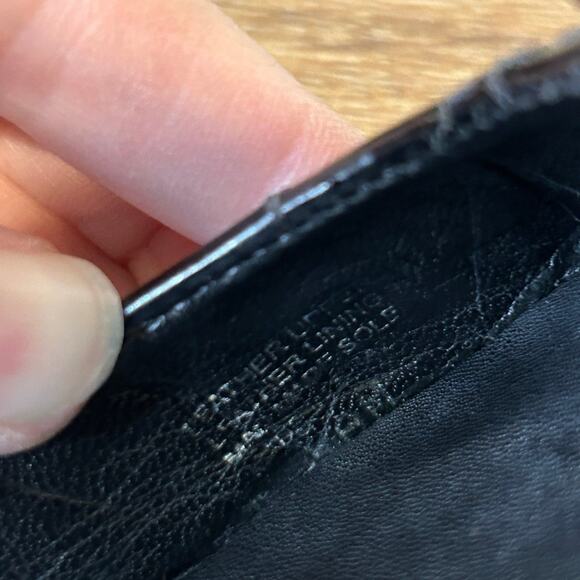 Tory Burch Black Quilted Patent Leather Ballet Flats SZ 8 - Picture 9 of 10